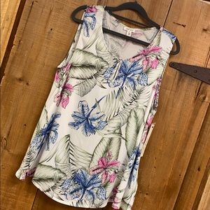 Tribal sleeveless top